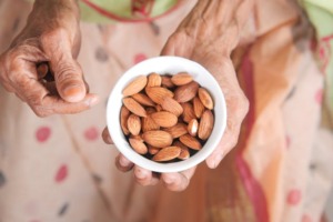 How Nutritionists Transform Senior Living Communities